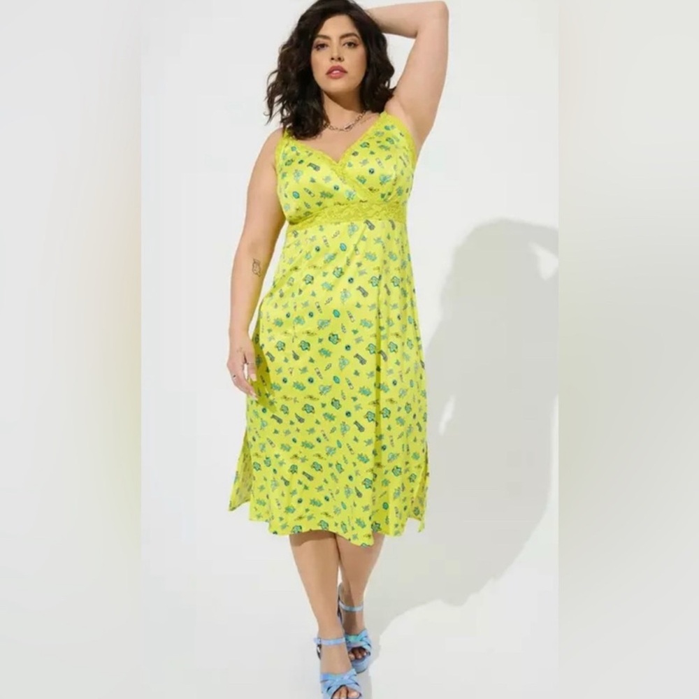 Torrid Betsey Johnson Yellow Lace Top Dress